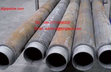 Solid CRA lined pipe and CRA clad pipe